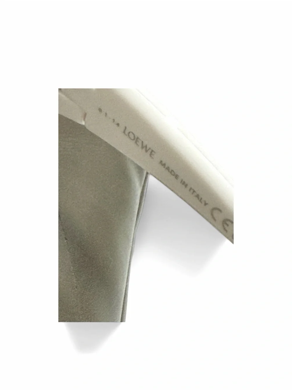 Loewe Arch Mask Sunglasses in White (Model LW40143U 25A)
